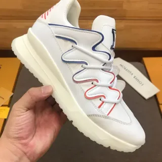 Louis Vuitton LV Trainer সাদা নীল চামড়া উপরের অংশ খোদাই করা সোল মোটা স্নিকার্স