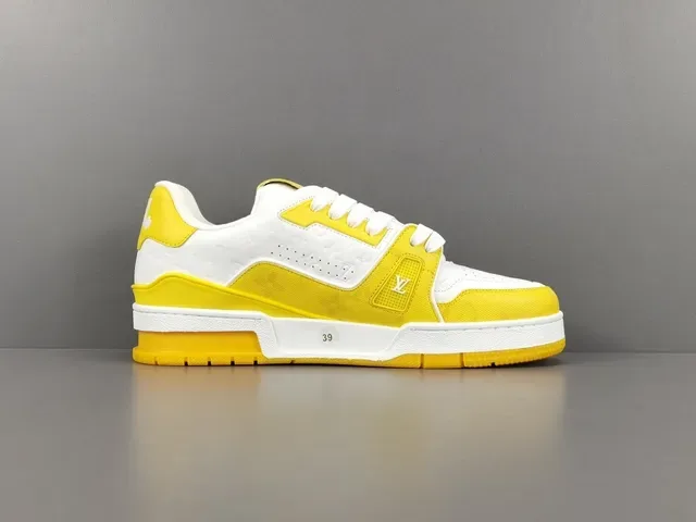 Louis Vuitton LV Trainer Amarillo Blanco Suela Media Capa Monograma Embossed Cuero Zapatillas Lifestyle 18