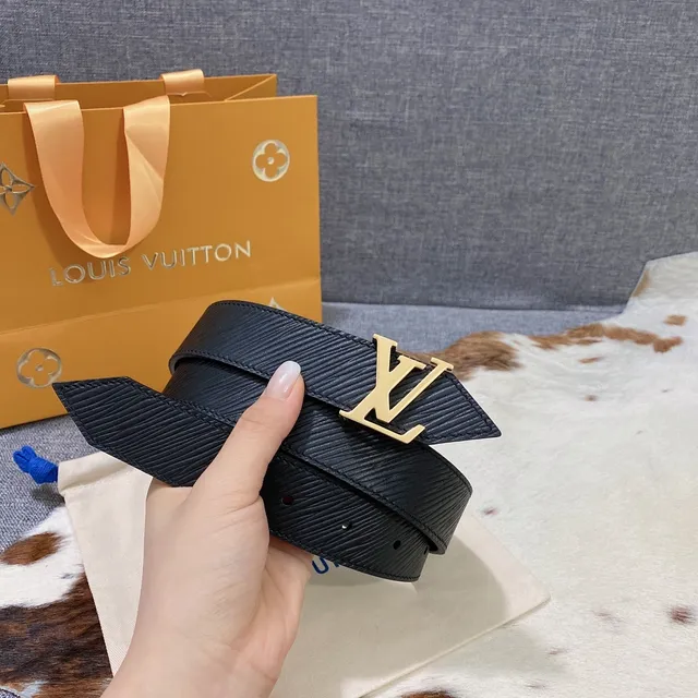 Louis Vuitton LV Twist Belt Noir Or Epi Buckle Leather Belt 3