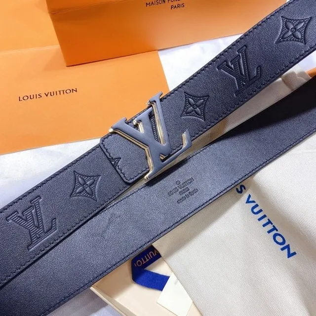 Louis Vuitton Monogram Cinto de couro preto prata con fivela de metal de trava por giro 2