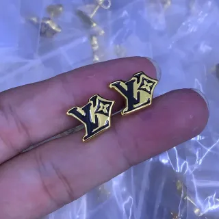 Louis Vuitton Monogram إيمل أقراط ذهبي وأسود