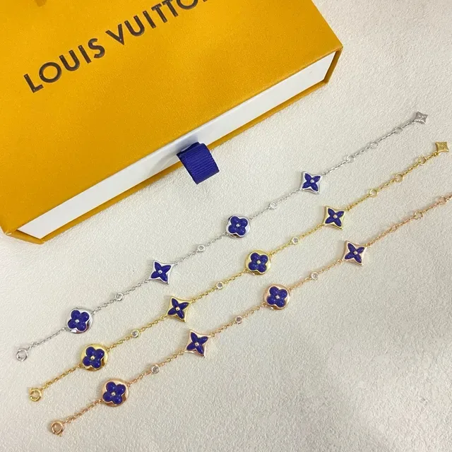 路易威登 Monogram Flower 蓝金搪瓷 Floral Charms 四叶草和圆形图案 手链 2