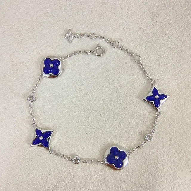 路易威登 Monogram Flower 蓝金搪瓷 Floral Charms 四叶草和圆形图案 手链 4