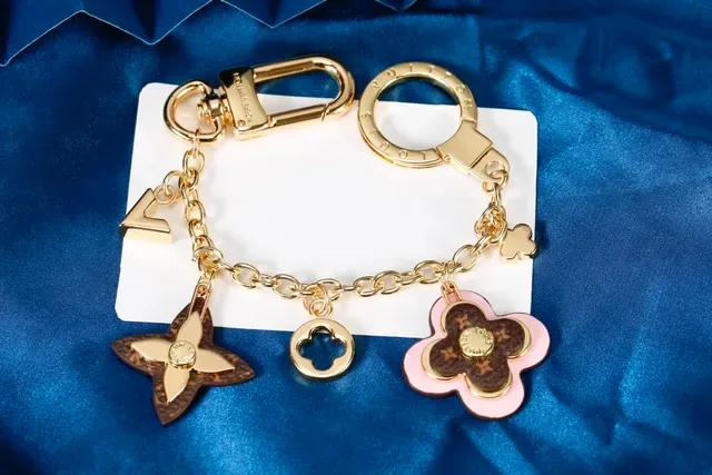 Louis Vuitton Monogram फूल चार्म चेन गोल्ड पिंक ब्राउन ज्वेलरी 7