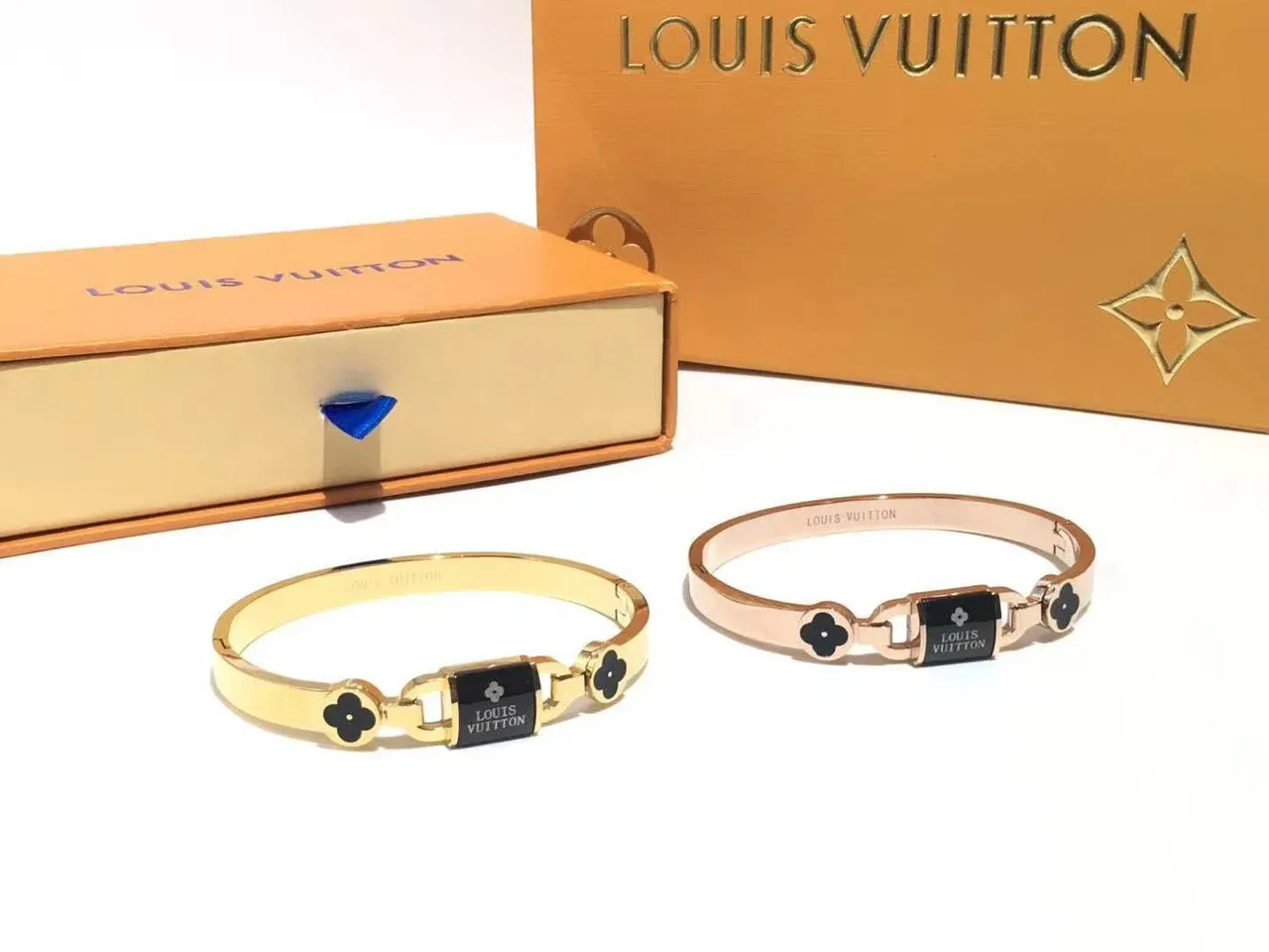Louis Vuitton Monogram Flower Enamel Plaque Hinged Bangle Bracelets 2