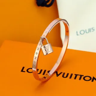 Louis Vuitton Monogram Lock Padlock سوار ذهبي وردي