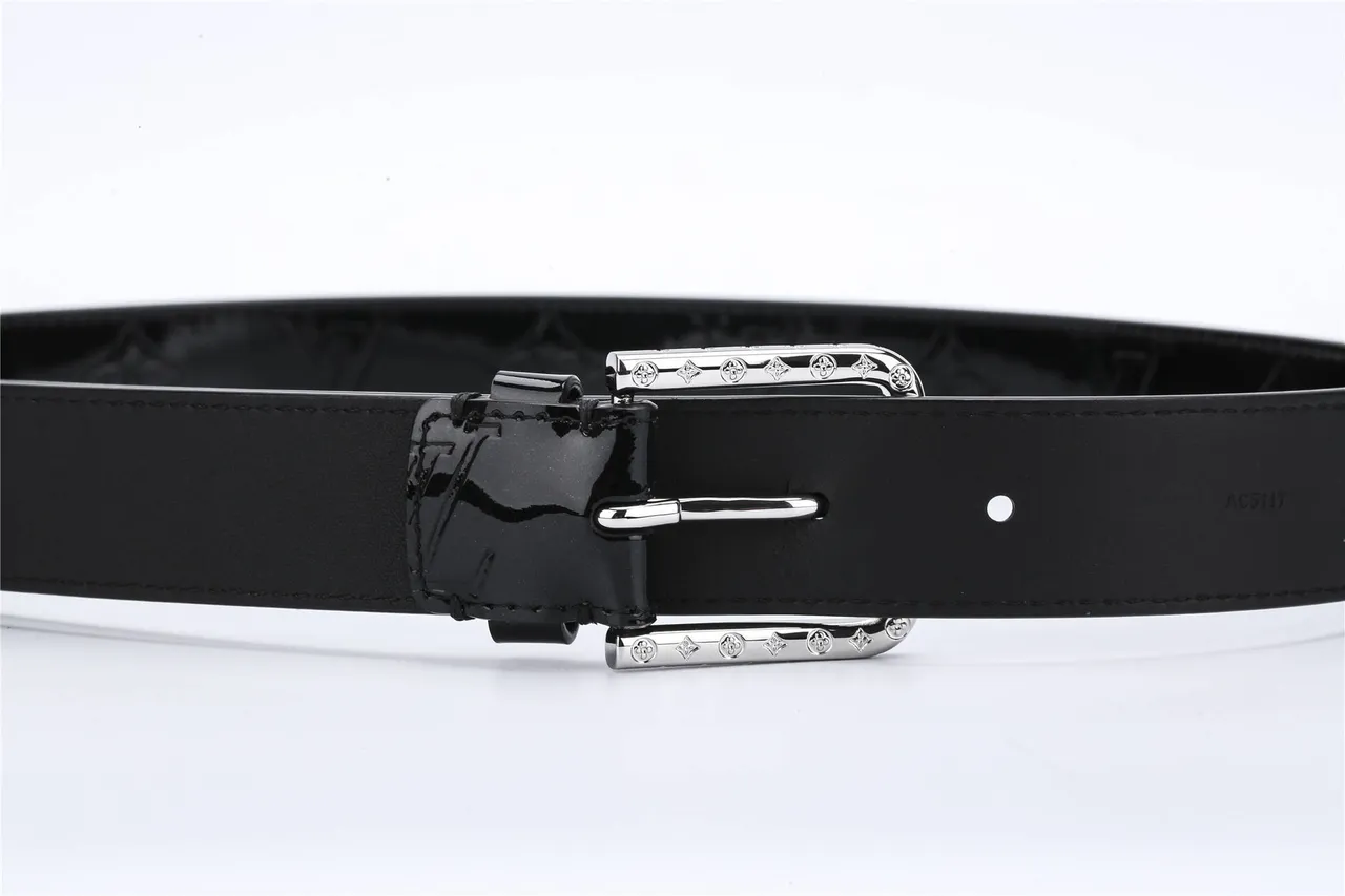 Louis Vuitton Monogram Patent Black Silver Leather Belt 6