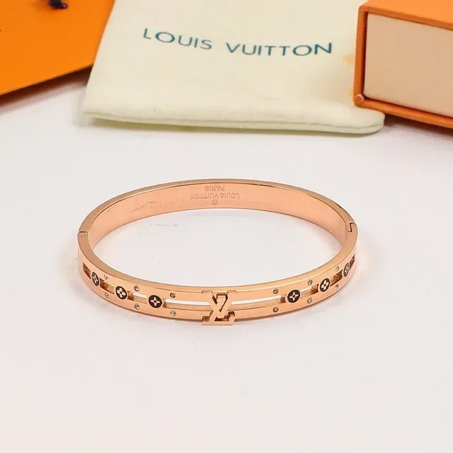 Louis Vuitton Monogram Star Bangle Gold Silver Hinged Bracelet 4