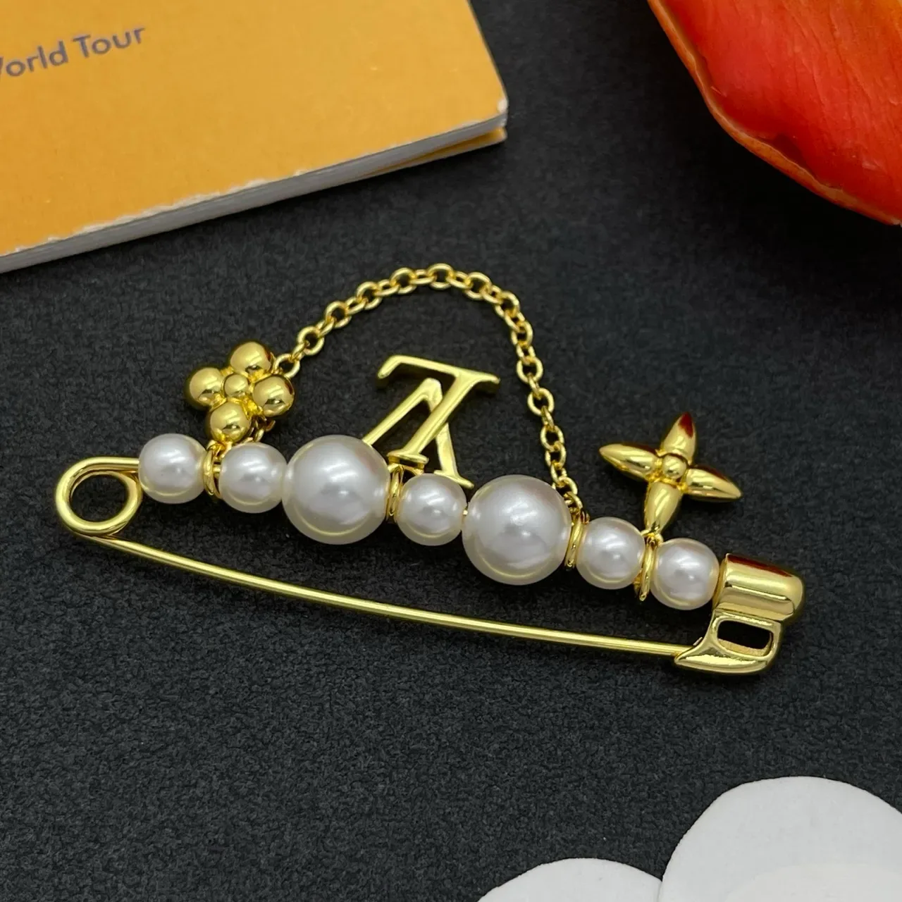 Louis Vuitton Monogram World Tour Gold White Safety-Pin Pearl Strand Embellishment Brooch 6