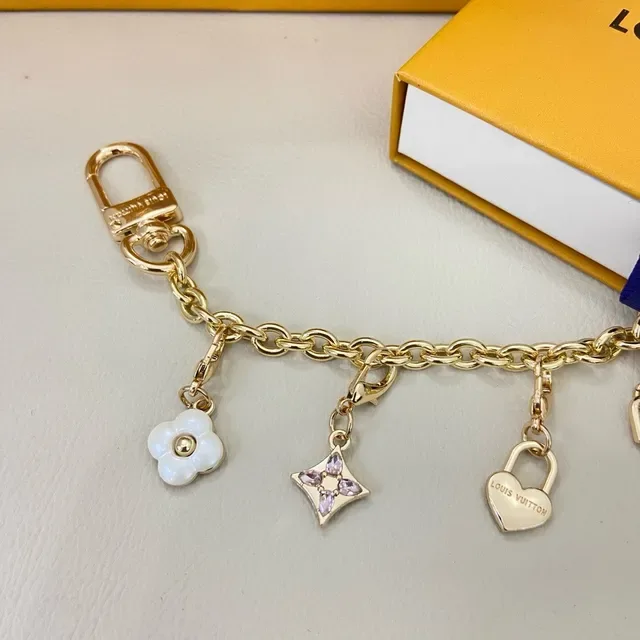 Louis Vuitton Multi-Charm Bracelet Gold White Curb Chain Pendant Design Bracelet 2