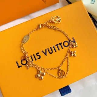 Louis Vuitton سوار سلاسل متعددة التعويذات سوار ذهبي