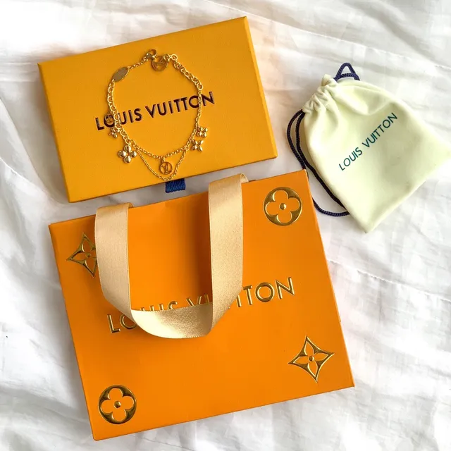 Louis Vuitton Bracelet chaîne multi-charme bracelet en or 2