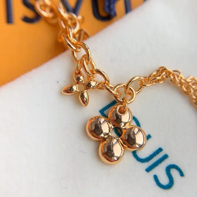 Louis Vuitton Bracelet chaîne multi-charme bracelet en or 3