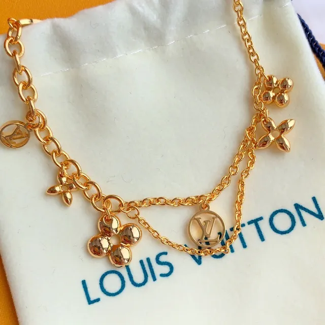 Louis Vuitton Bracelet chaîne multi-charme bracelet en or 9