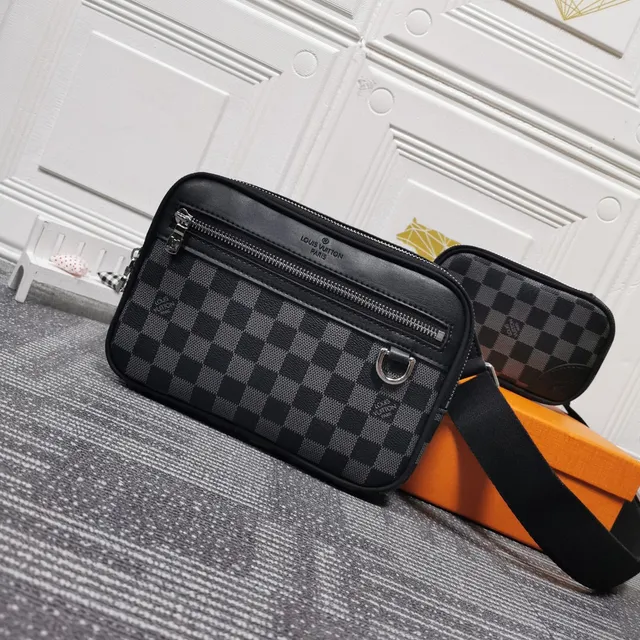 Louis Vuitton Multi Pochette Accessoires Monogram Bolsa de Cintura Negro de Moda 9