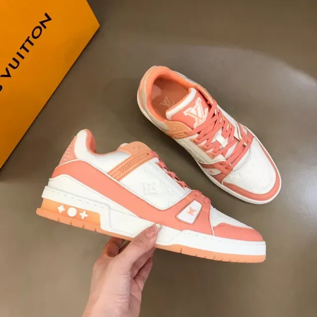 Sneakers Lifestyle Louis Vuitton Orange Blanc Tige Multi-Matériaux Stratifiés Monogramme Emboss 6