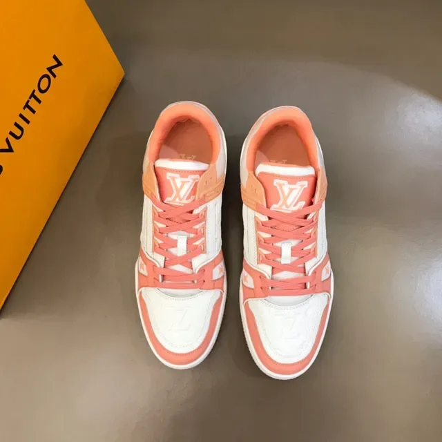 Sneakers Lifestyle Louis Vuitton Orange Blanc Tige Multi-Matériaux Stratifiés Monogramme Emboss 9