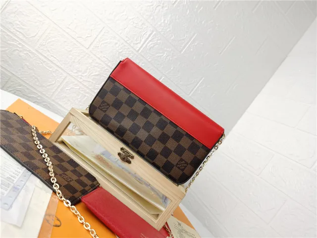 Louis Vuitton Pochette Accessoires भूरा लाल एन्वेलप-फ्लैप मोनोग्राम प्रिंट लंबा वॉलेट 7