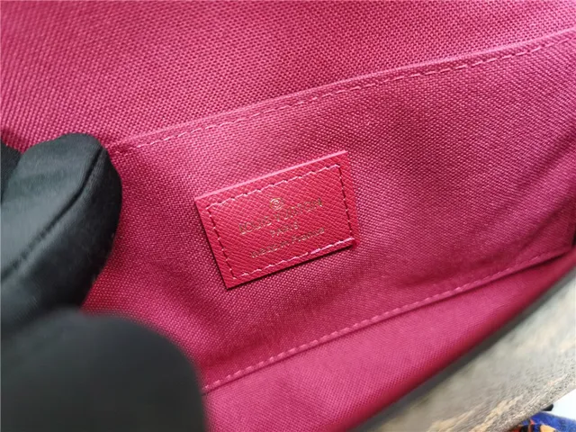 Louis Vuitton Pochette Accessoires भूरा लाल एन्वेलप-फ्लैप मोनोग्राम प्रिंट लंबा वॉलेट 18