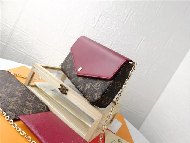 Louis Vuitton Pochette Accessoires भूरा लाल एन्वेलप-फ्लैप मोनोग्राम प्रिंट लंबा वॉलेट 24