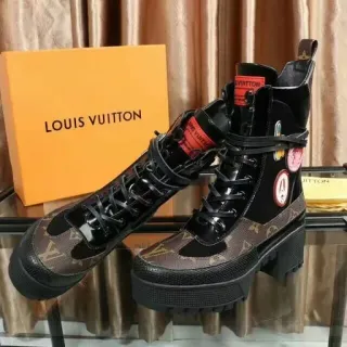 Louis Vuitton Run Away काला भूरा प्लेटफॉर्म सोल मोनोग्राम कैनवास एंक्ल बूट्स