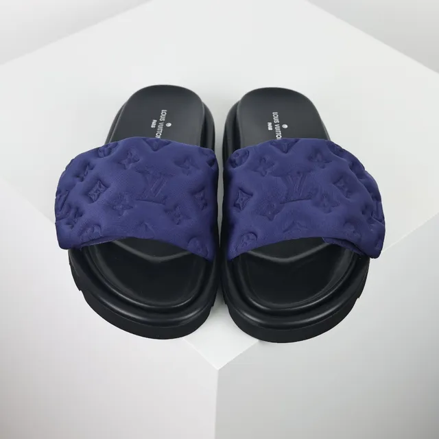Louis Vuitton Run Away أزرق بحري مونوغرام مطبوع زبلات منزلية 8