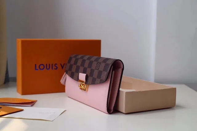 Louis Vuitton Sarah rojo marrón Damier Check lona solapa cuero suave cuerpo billetera larga 5