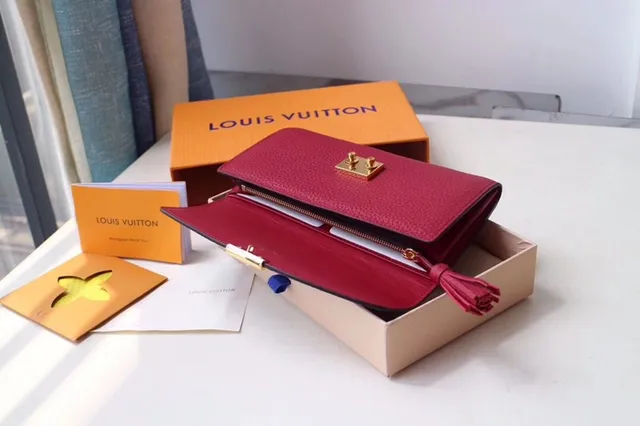 Louis Vuitton Sarah rojo marrón Damier Check lona solapa cuero suave cuerpo billetera larga 12
