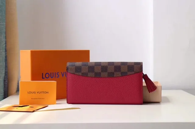 Louis Vuitton Sarah rojo marrón Damier Check lona solapa cuero suave cuerpo billetera larga 17