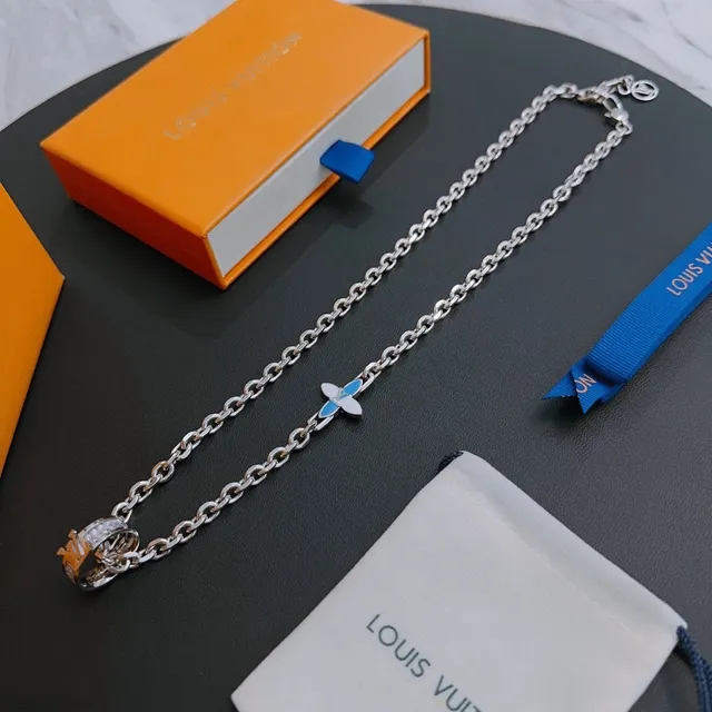 Louis Vuitton Chaîne Curb Bleu Argent Pendentif Papillon Émaillé Collier 3