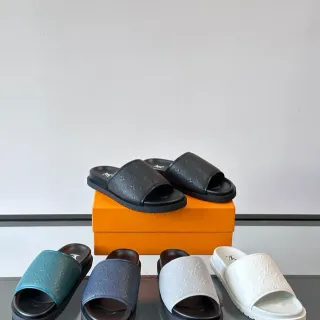 Louis Vuitton Slide 黑色白色印花橡胶模制鞋底拖鞋
