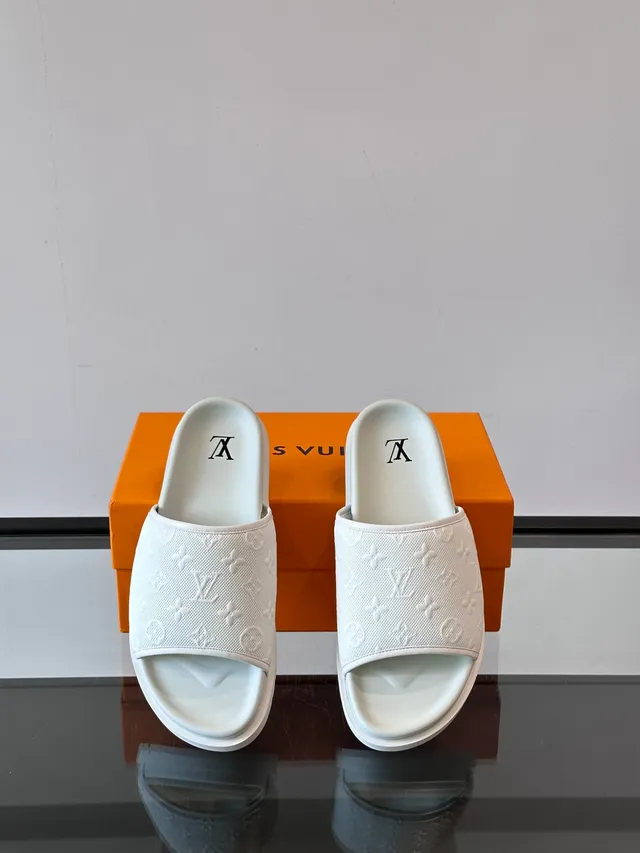 Louis Vuitton Slide Preto Branco Monogramado Solado de Borracha Moldado Chinelo 5