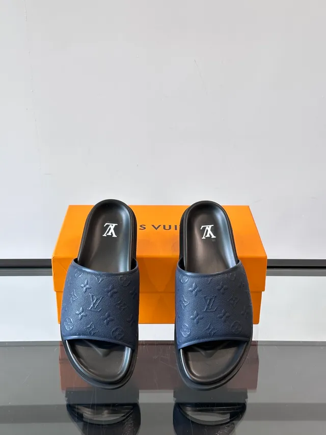 Louis Vuitton Slide Preto Branco Monogramado Solado de Borracha Moldado Chinelo 6