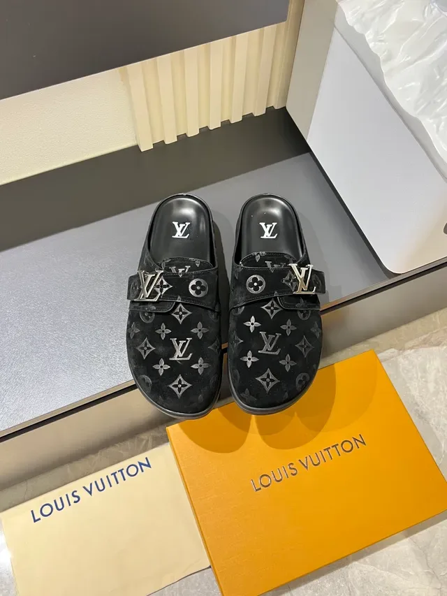 Louis Vuitton Zapatillas Negras Monogram Cuero Correa con Hebilla Casual 20