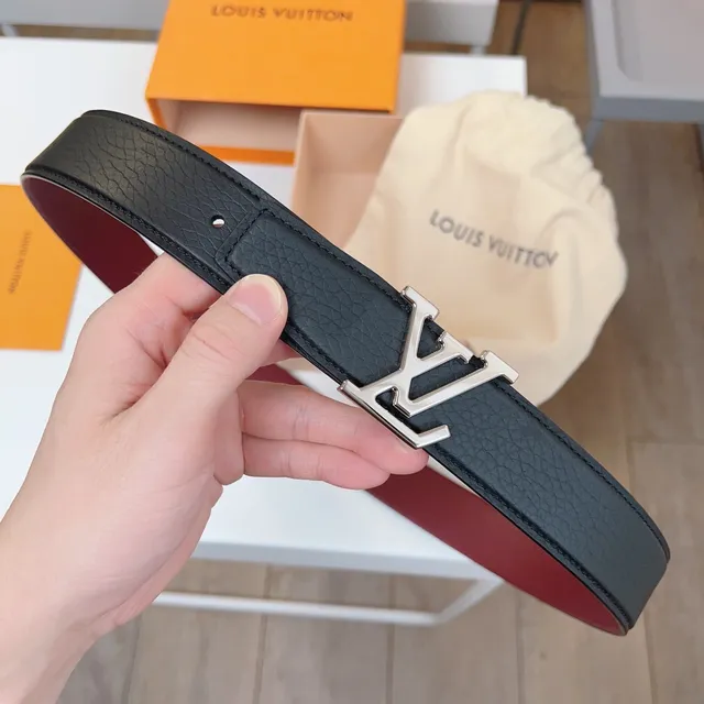 Louis Vuitton حزام تويست قابل للعكس أسود و بوردو من الجلد 8