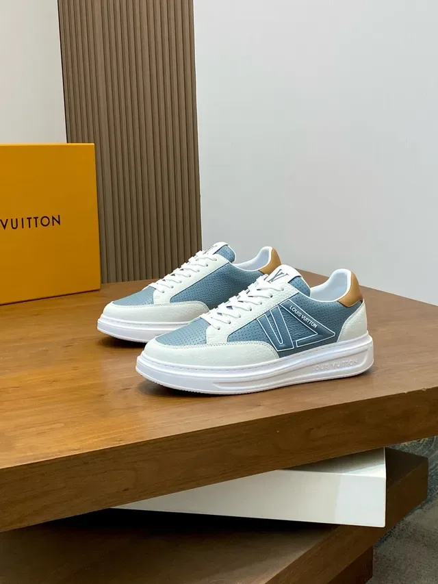 Louis Vuitton Brancas e Azuis Perforated Overlays Leather Panels Lifestyle Sneakers 4