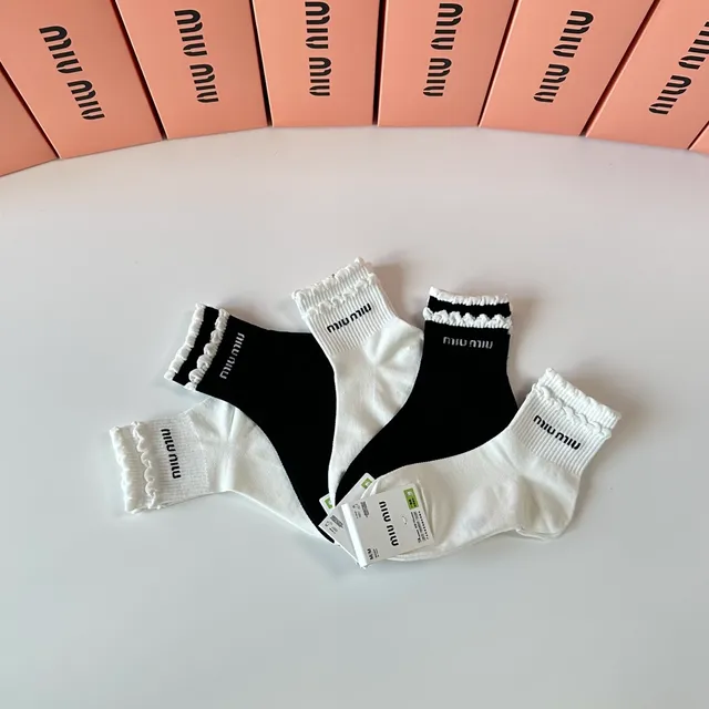 Miu Miu puños fruncidos Logo calcetines 5