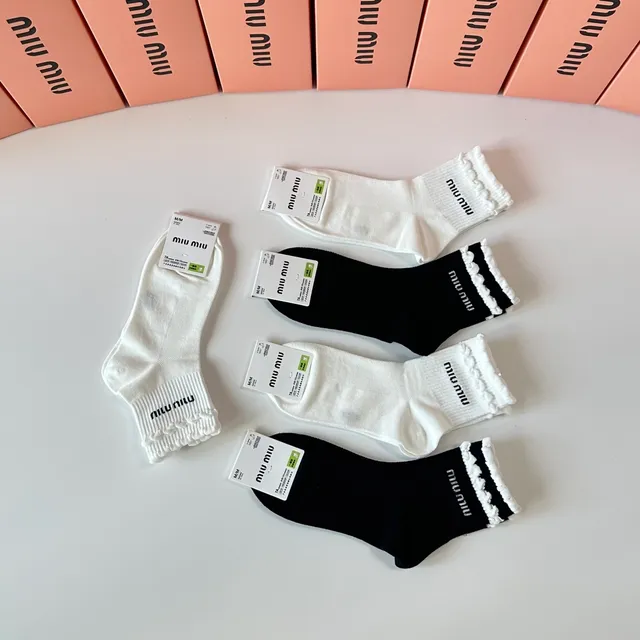Miu Miu puños fruncidos Logo calcetines 6