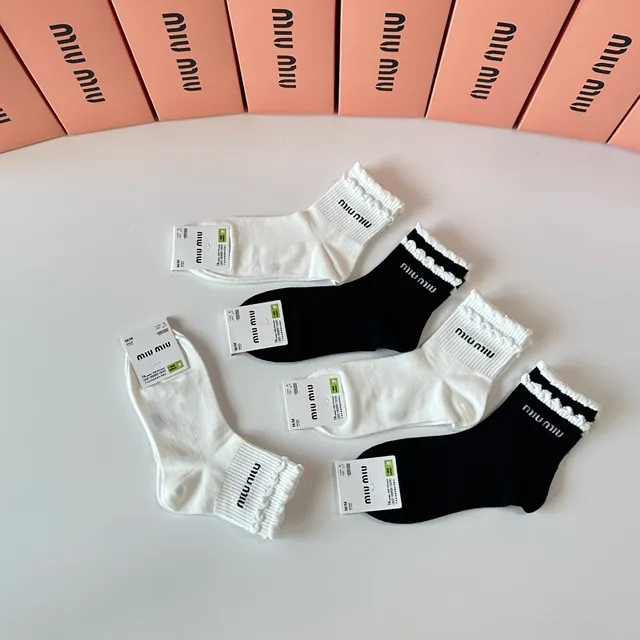 Miu Miu puños fruncidos Logo calcetines 7