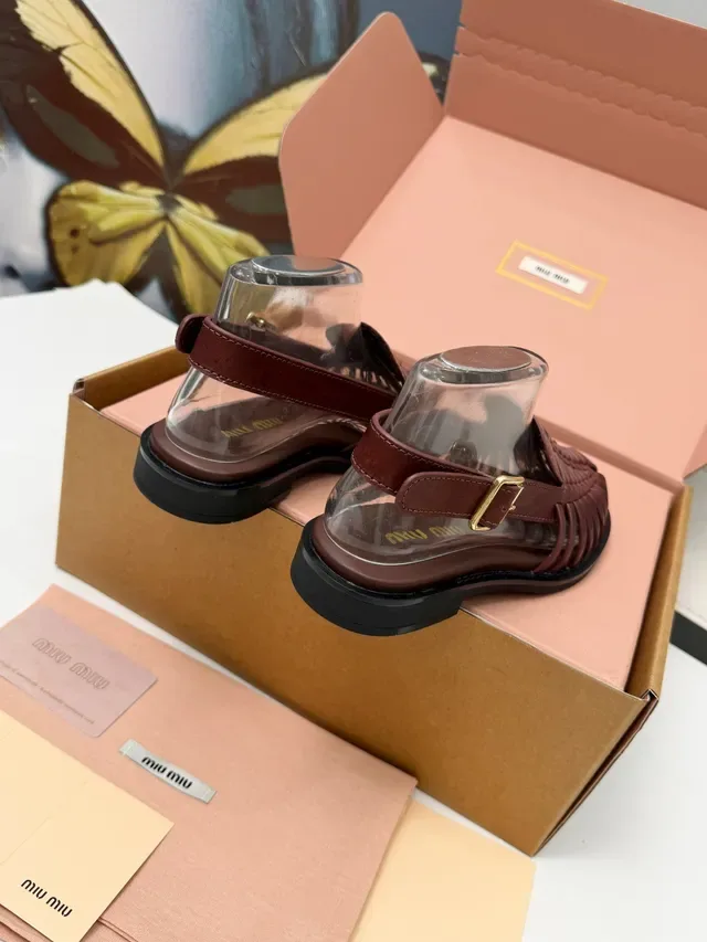 Miu Miu Wander Marrón Negro Cuero Tejido Correa PVC Transparente Sandalias Casual 2