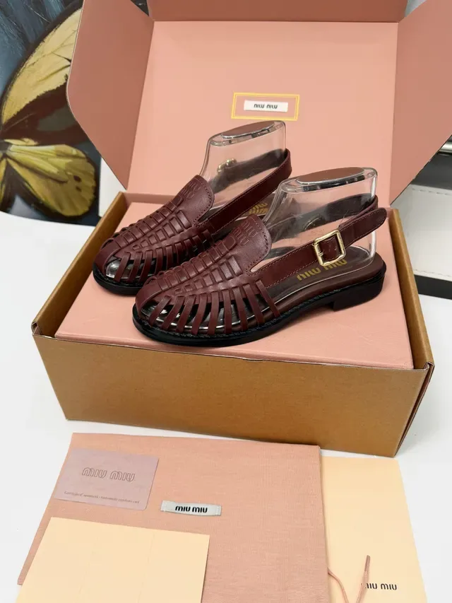 Miu Miu Wander Marrón Negro Cuero Tejido Correa PVC Transparente Sandalias Casual 3
