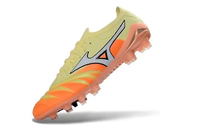 Mizuno Morelia Neo أصفر فاتح برتقالي أحذية كرة القدم للأرض الصلبة 3