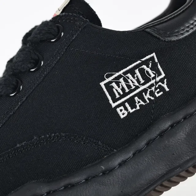 MM6 Maison Margiela x Blakey غطاء أصابع القدم المتموج أسود سنيكرز ستايل حياة 6
