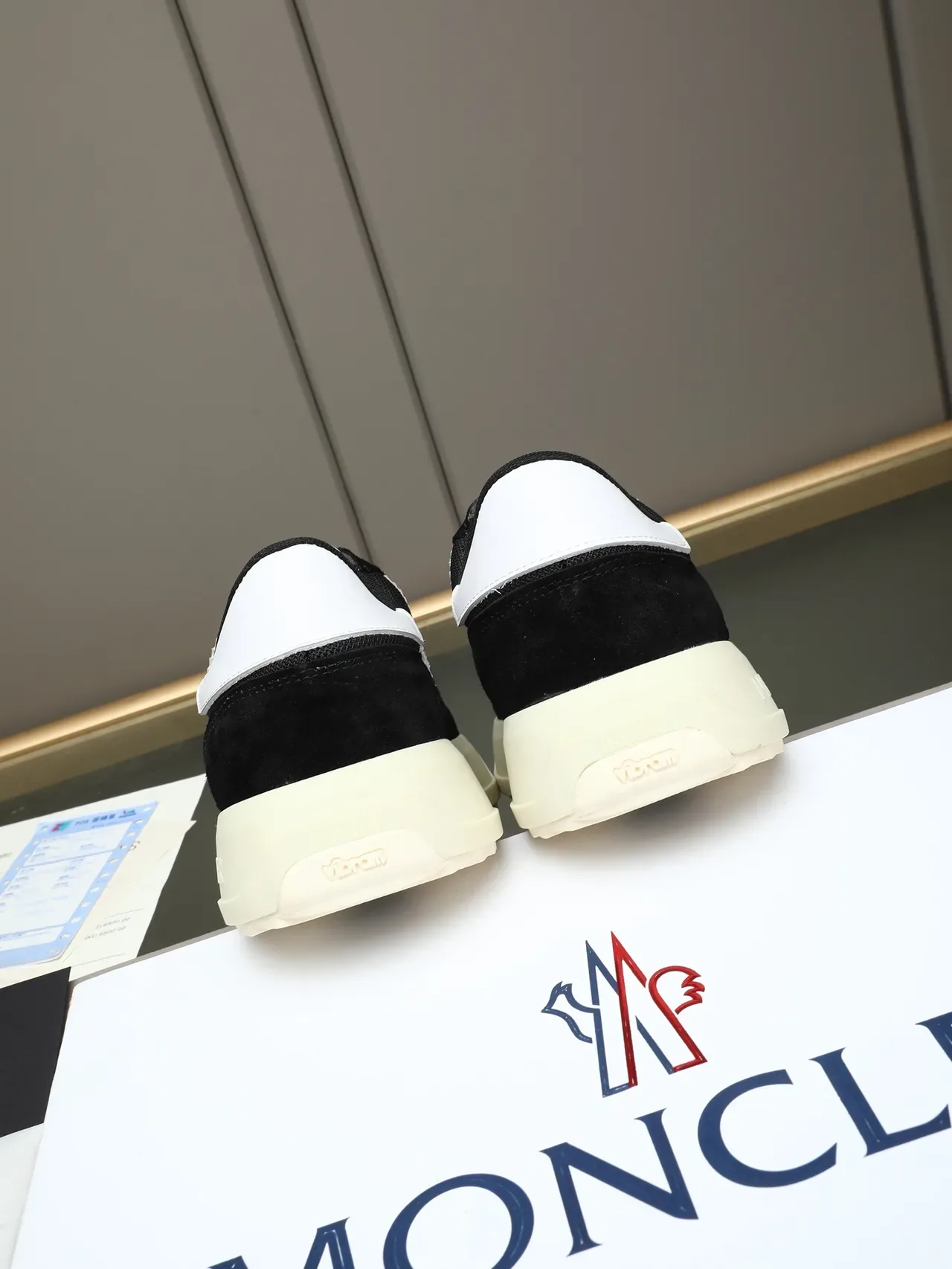 مونكلر سنيكر منصة أسود أبيض Off-White أسلوب حياة سنيكر 3