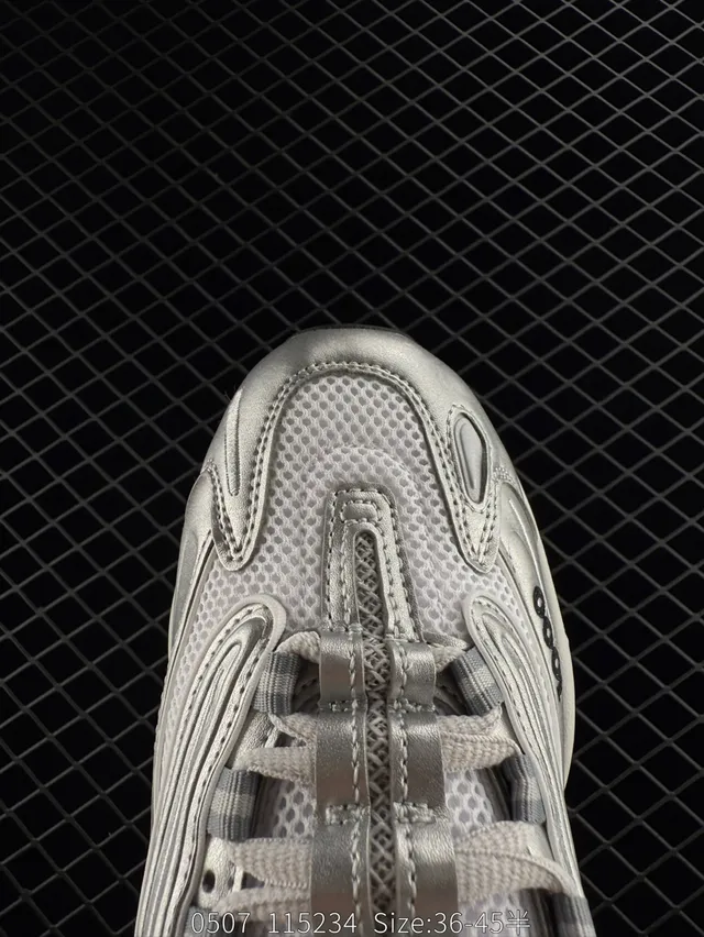 New Balance 1000 Silver Chunky Sneakers 3
