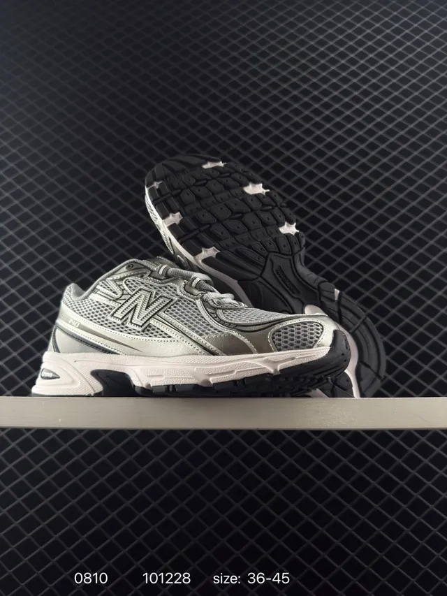 New Balance 140 Silver-Gray Mesh Chunky Sneakers 6