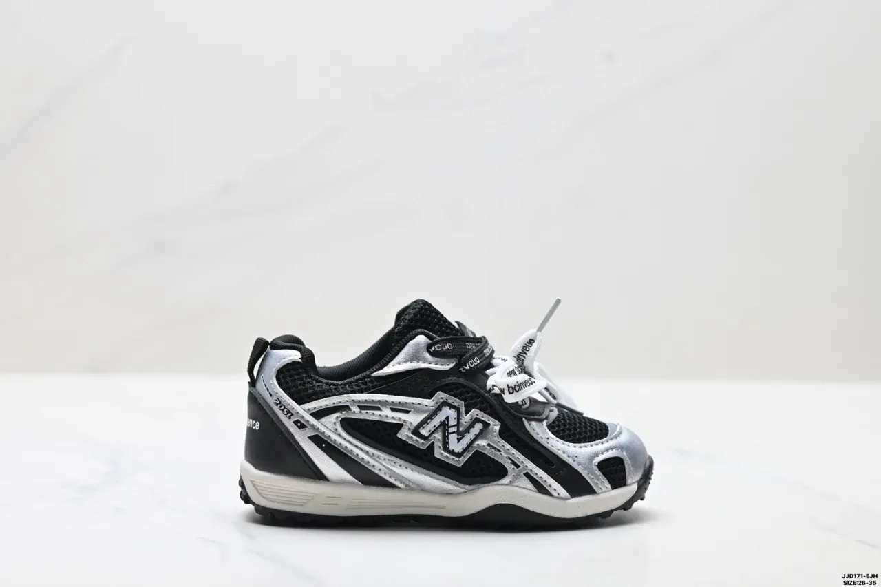 New Balance 2002R Black White حذاء أسلوب حياة مع upper من السلك الاصطناعي في قفص السلك العلوي 3