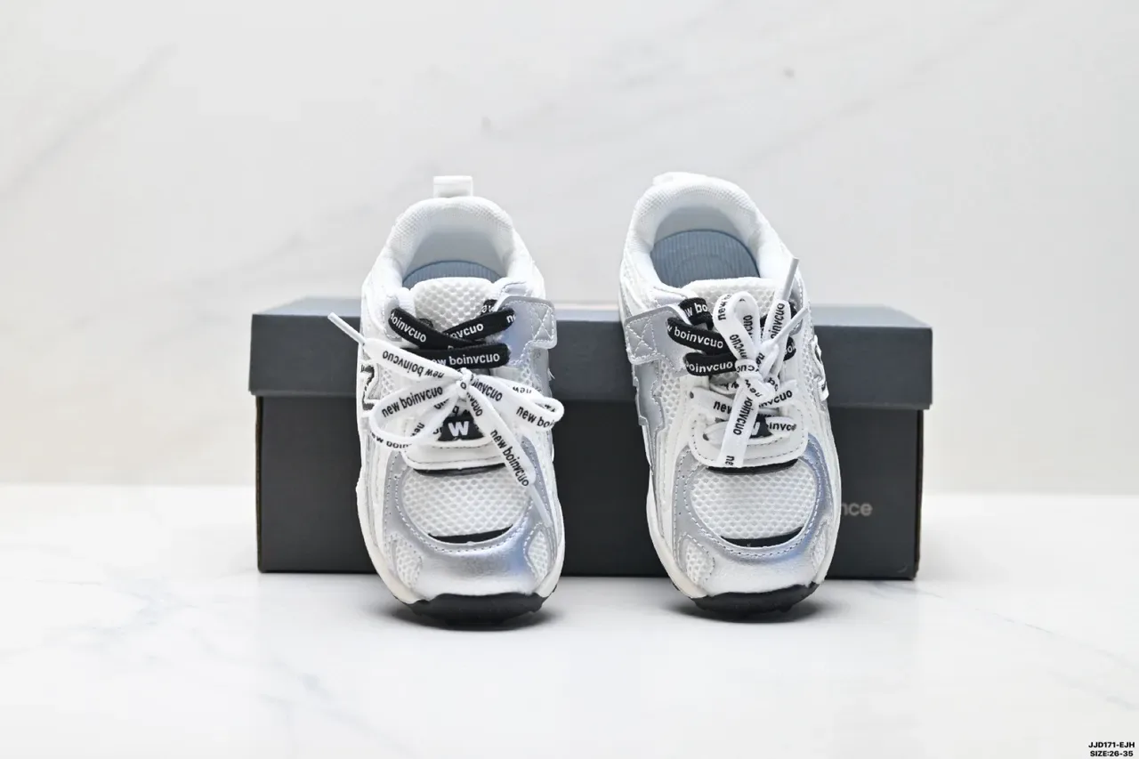 New Balance 2002R Black White حذاء أسلوب حياة مع upper من السلك الاصطناعي في قفص السلك العلوي 16