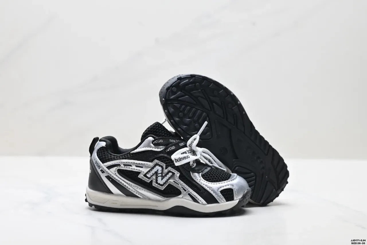 New Balance 2002R Black White حذاء أسلوب حياة مع upper من السلك الاصطناعي في قفص السلك العلوي 20