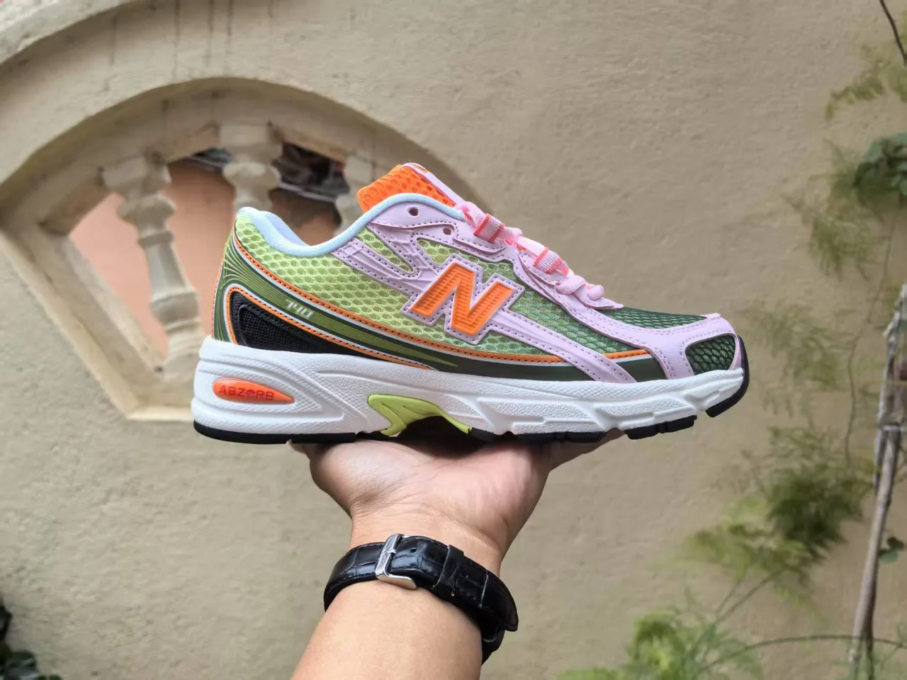 New Balance 740 সাদা রূপালী কালো লাইফস্টাইল স্নিকার্স 2